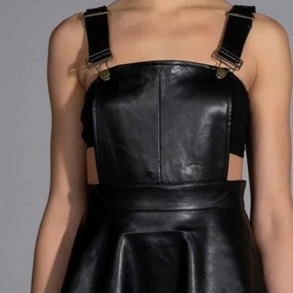 AKIRA KIARA FAUX LEATHER PINAFORE DRESS BLACK **NWT** - Picture 4 of 4